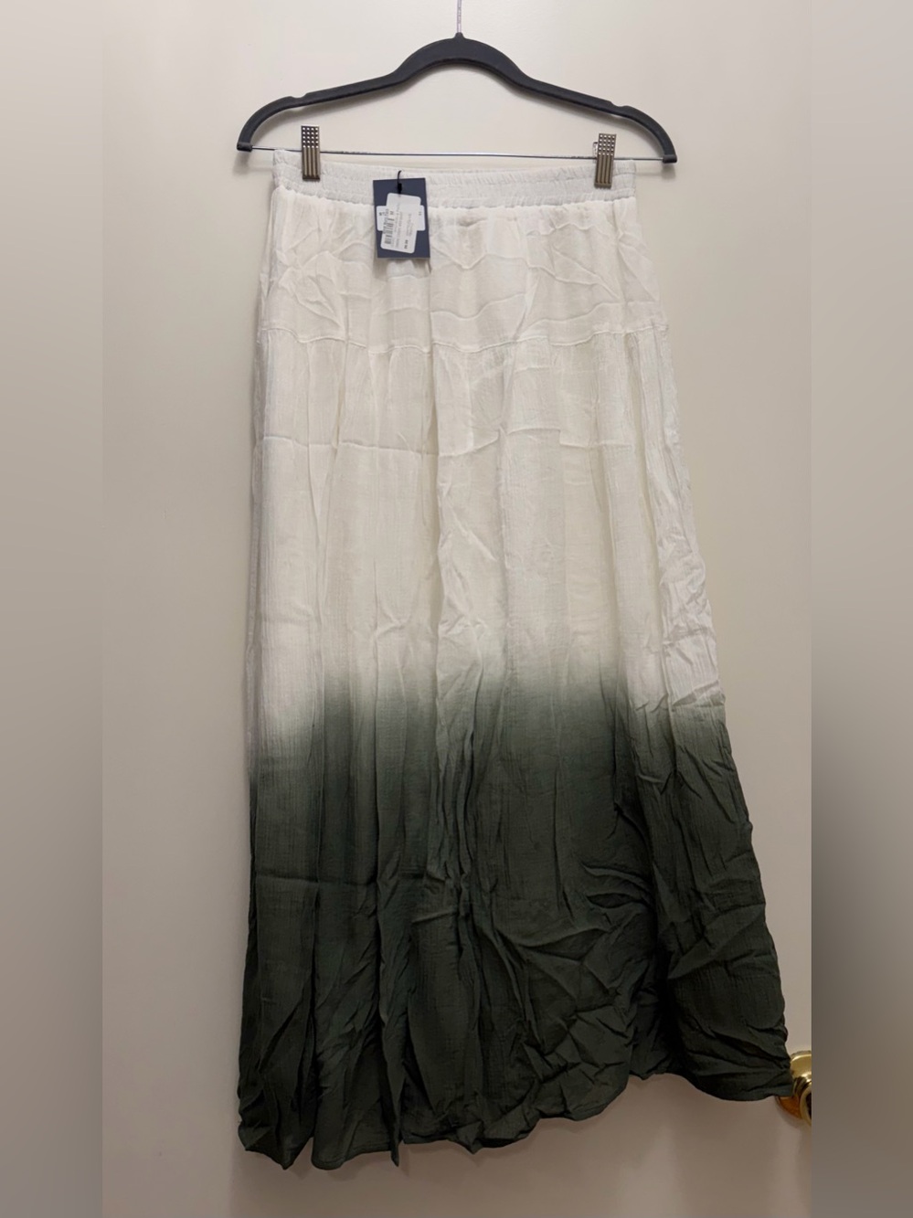 Women's Ombre Maxi Skirt - White to Dark Green